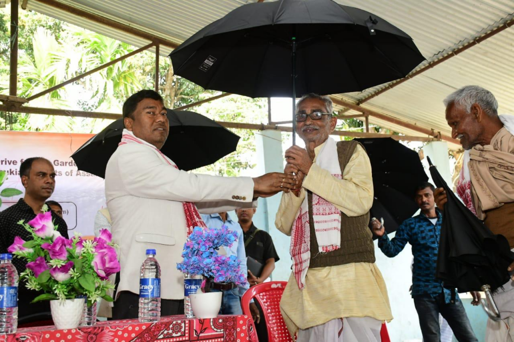 Umbrella Distribution Drive for Field Labourers